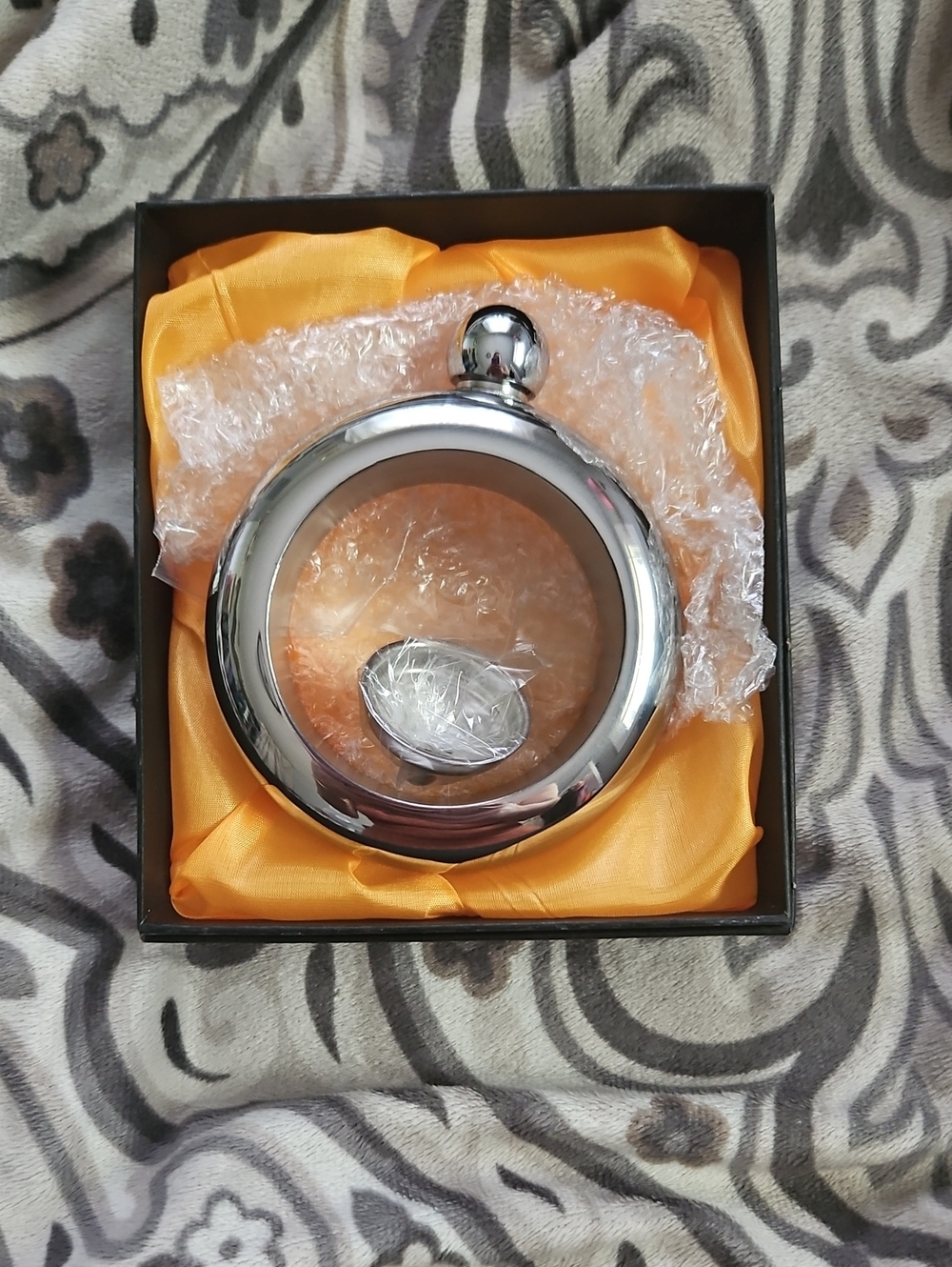 Round Stainless Steel Flask - Silver